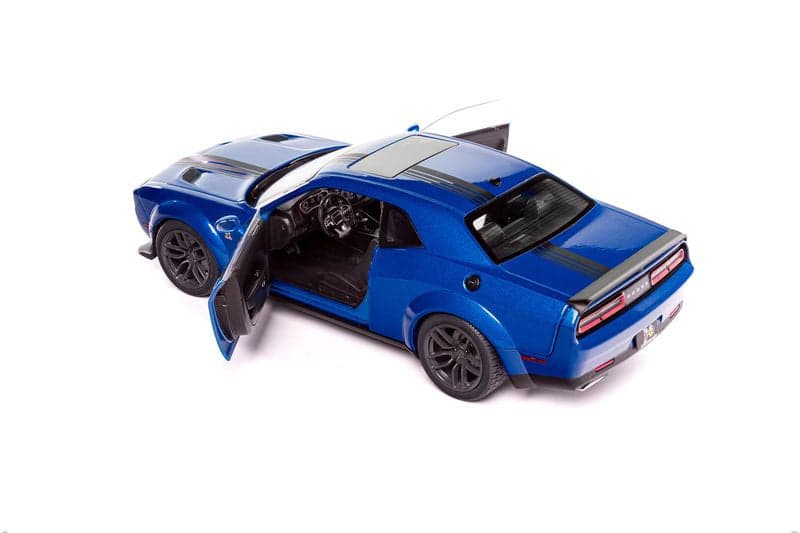 Macheta auto Dodge Challenger R/T SCAT Pack Widebody (2023) 1:18 Solido - 2