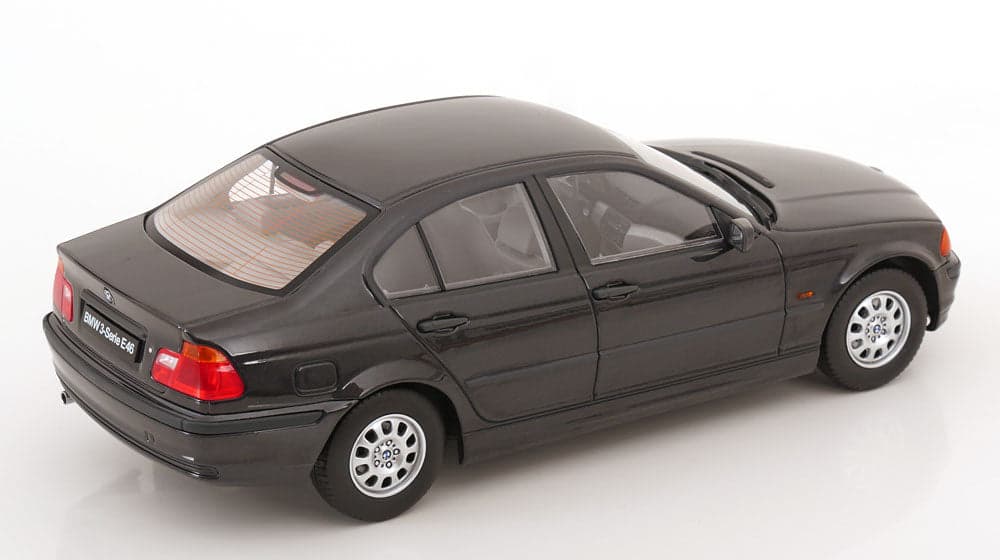 Macheta auto BMW Seria 3  E46  1999 negru 1:18 KK-Scale - 2