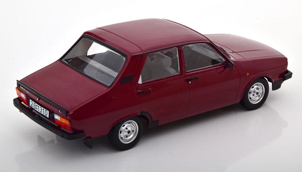 Macheta auto Dacia 1310 L 1993  1:18 Triple9 - 2