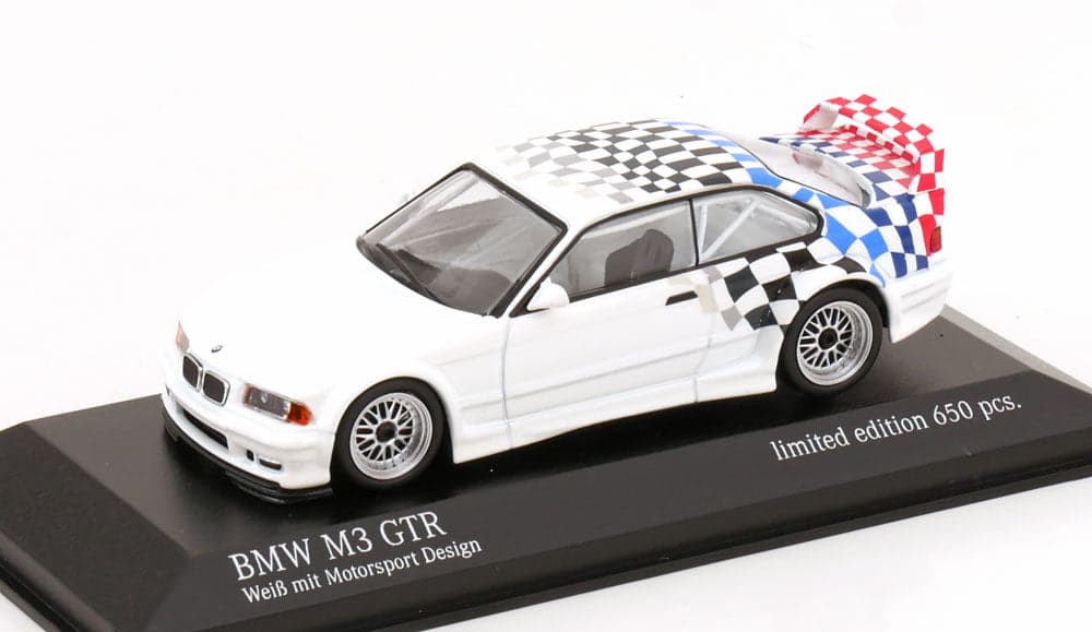 Macheta auto BMW M3 GTR E36 1993 1:43 Minichamps