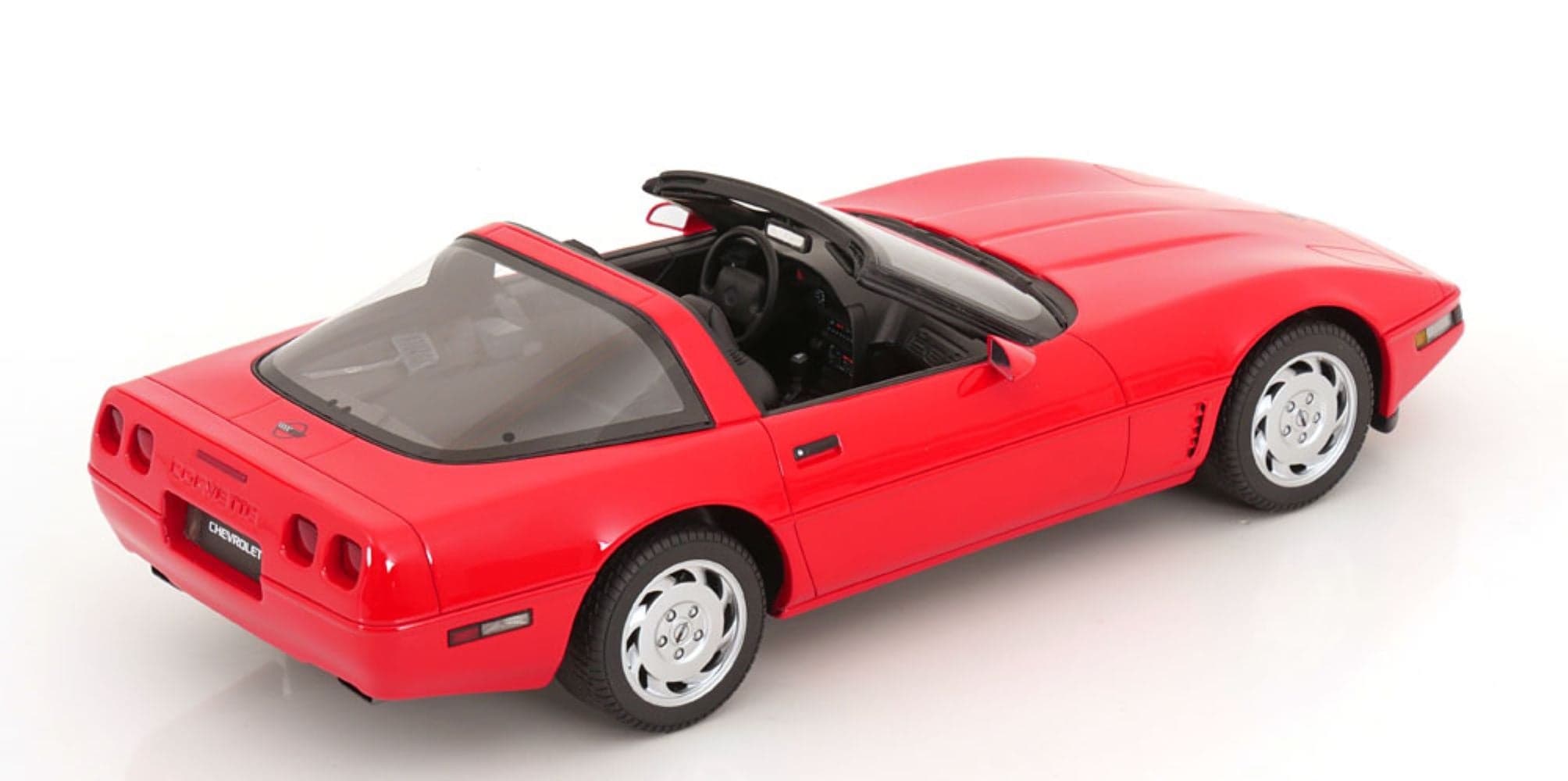 Macheta auto Chevrolet Corvette C4 1995  1:18 GT Spirit - 2