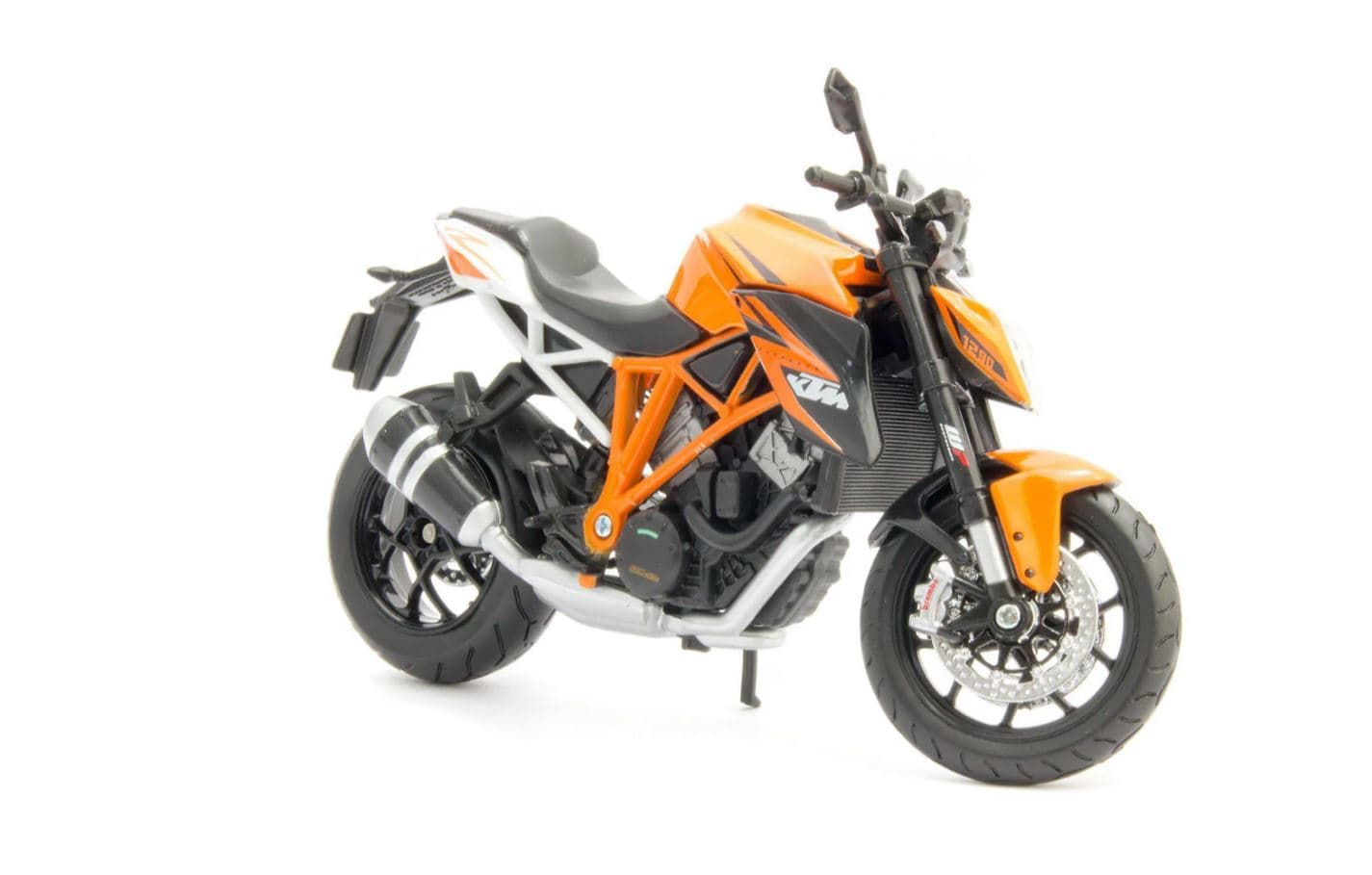 Macheta moto KTM 1290 SUPER DUKE R 1:12 Maisto