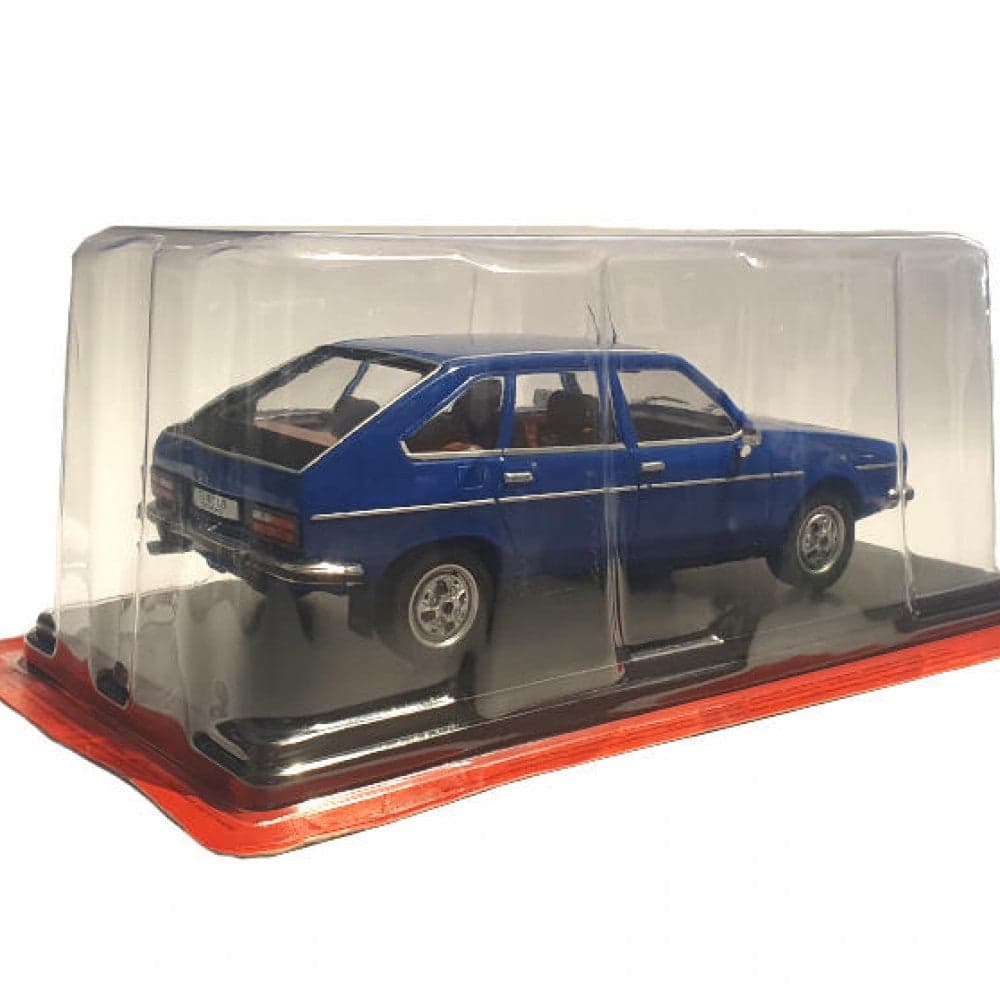 Macheta auto Dacia 2000 (1981) 1:24 Hachette - 2