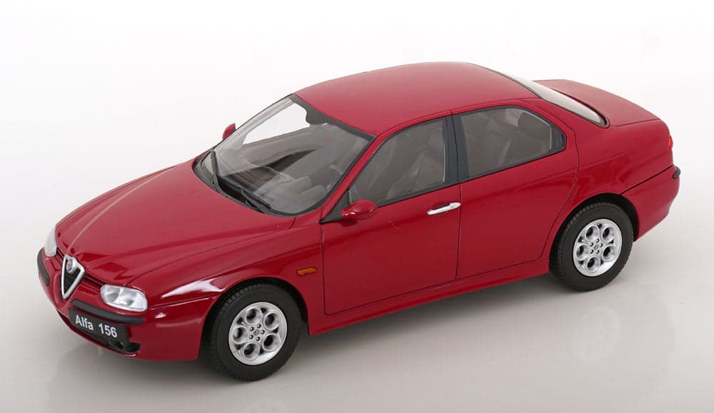 Macheta auto Alfa Romeo 156 1998 1:18 Triple 9
