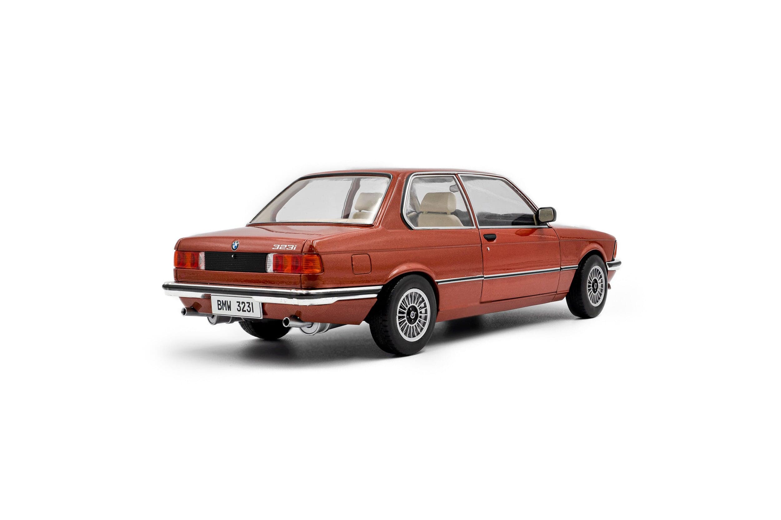 Macheta auto BMW E21 323i 1980 1:18 Solido - 2