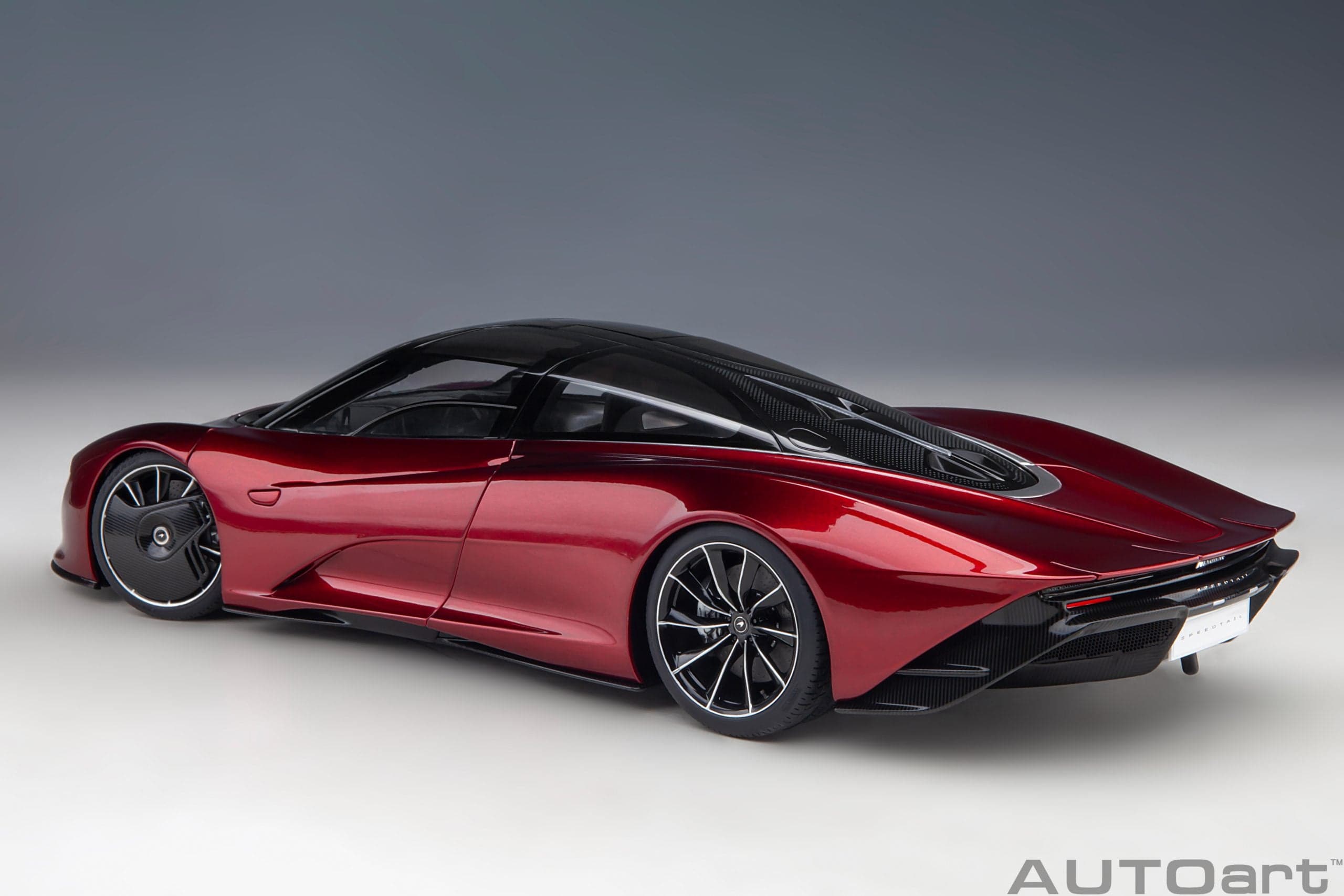 Macheta auto McLaren Speedtail  (2020) 1:18 AutoArt - 2