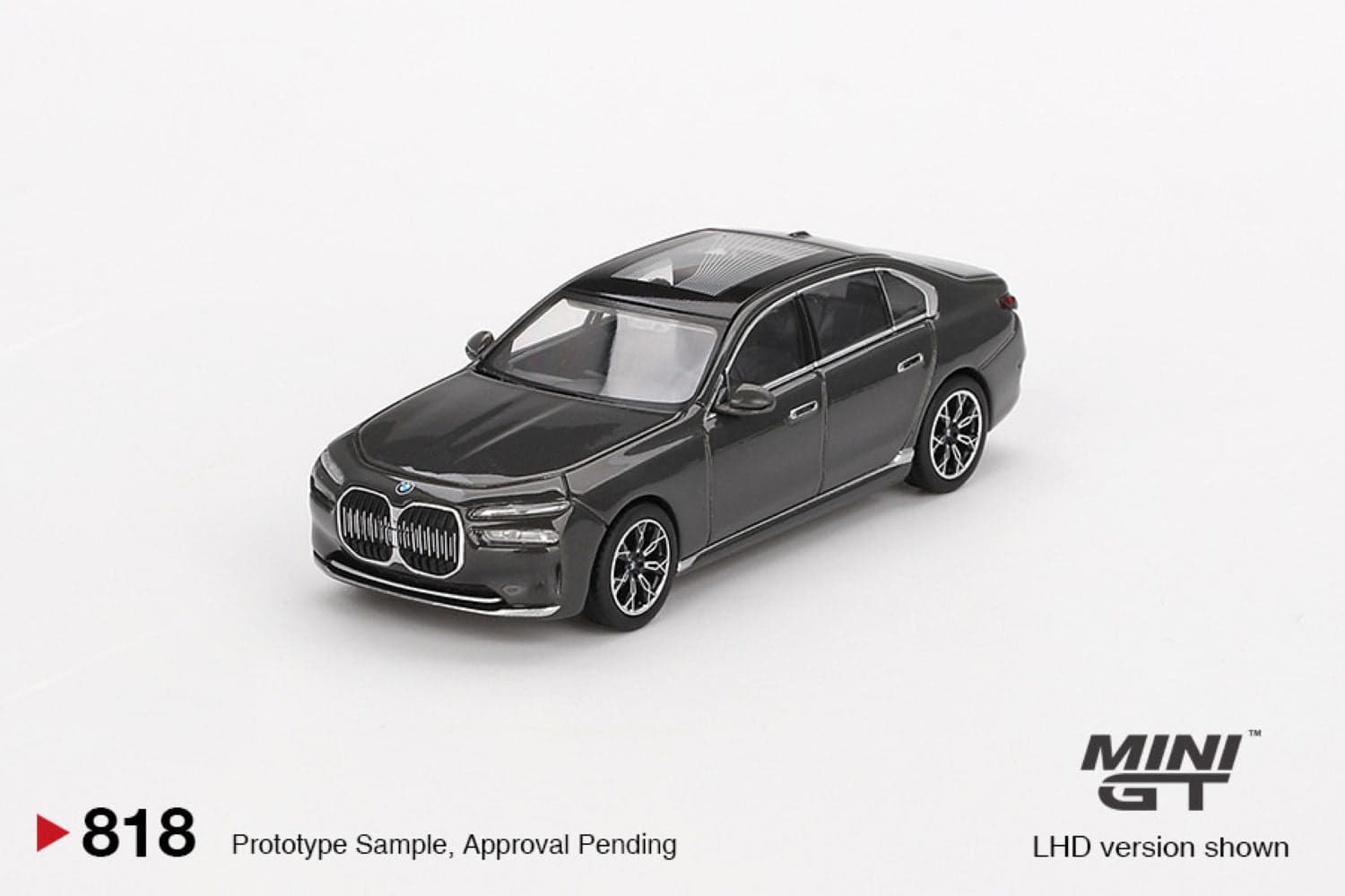 Macheta auto BMW i7 xDrive60 Dravit Grey 2024 (LHD)  1:64 MIniGT