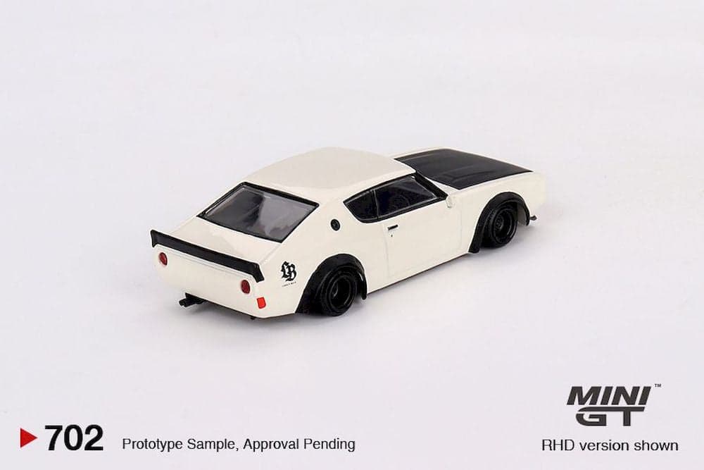 Macheta auto Nissan Skyline Kenmeri Liberty Walk White 1973 (RHD) 1:64 MIniGT - 2