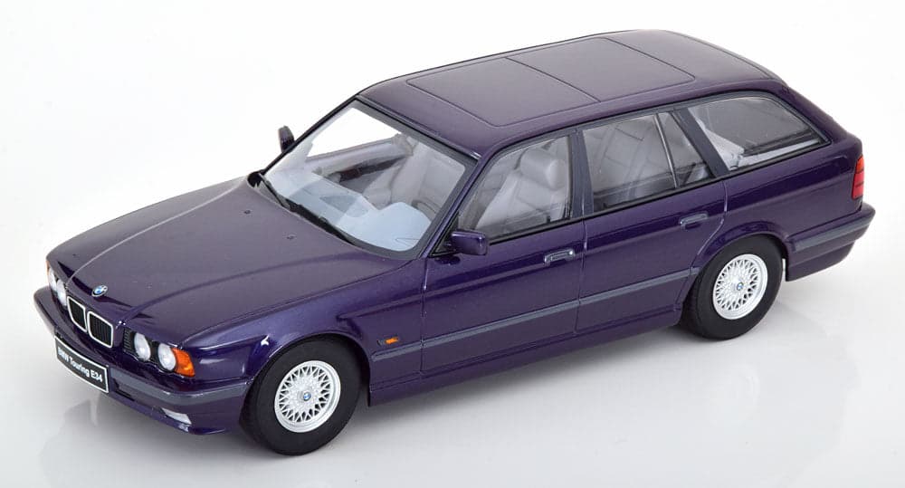 Macheta auto BMW 5 Series E34 1996 1:18 Triple9