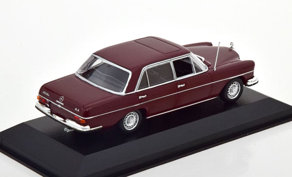 Macheta auto Mercedes 300 SEL 6.3 W109 Rosu 1968 1:43 Minichamps - 2
