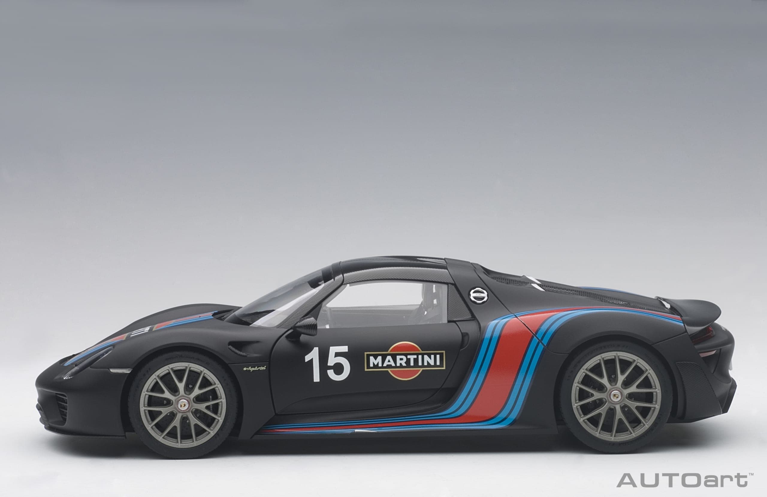 Macheta auto Porsche 918 Spyder Weissach Package (2013) 1:18 AutoArt - 3