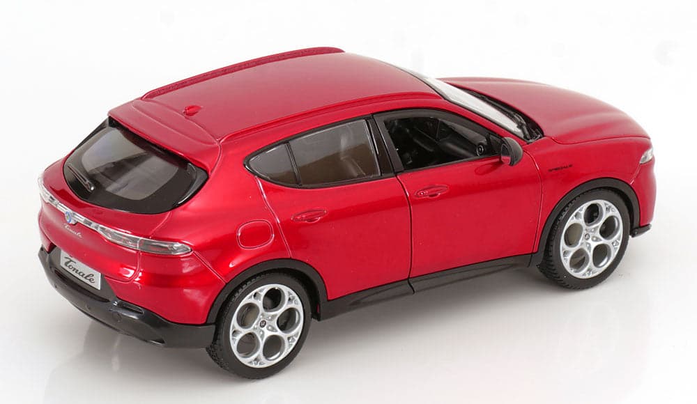 Macheta auto Alfa Romeo Tonale (2023) 1:24 Bburago - 2