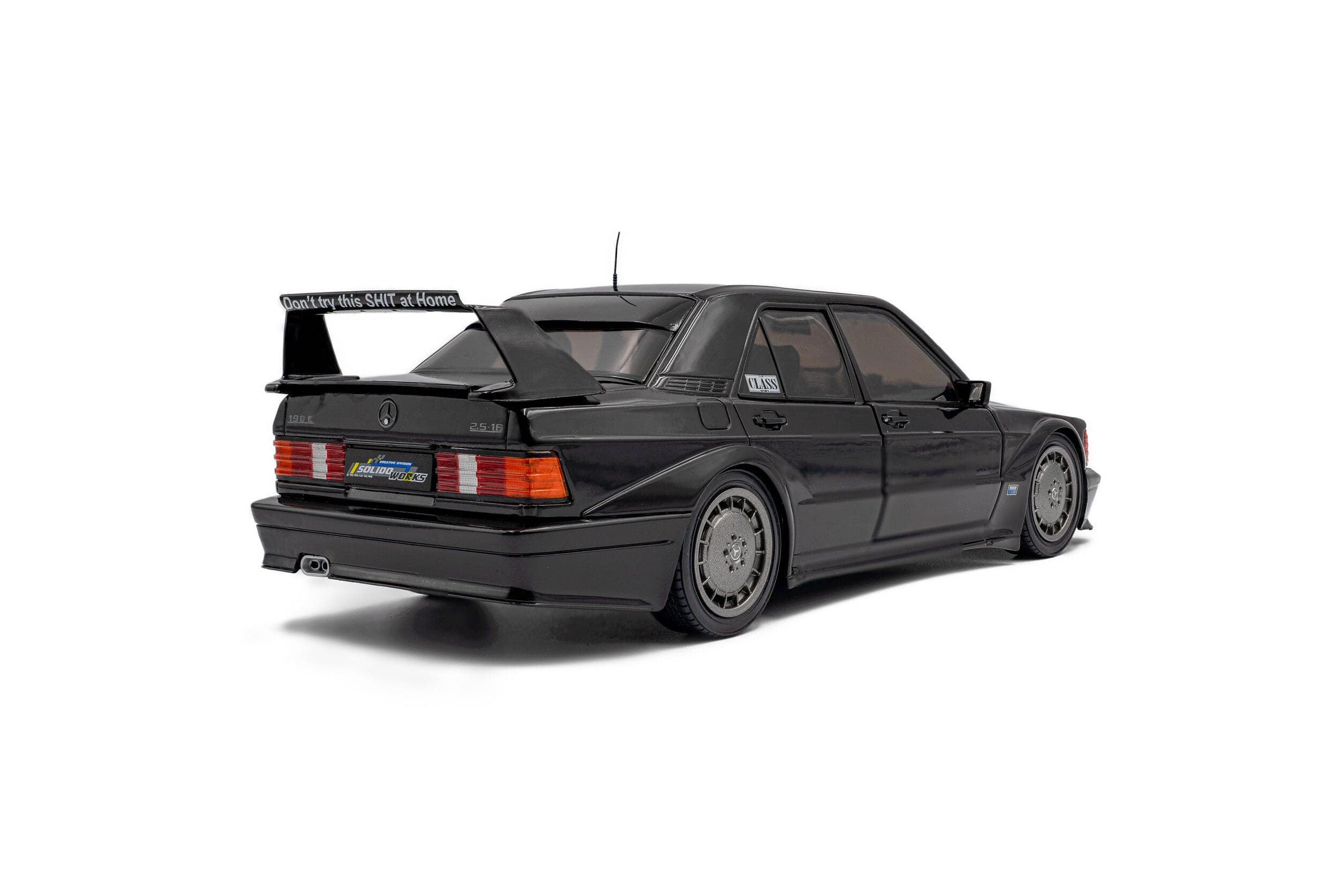 Macheta auto Mercedes-Benz 190 (W201) Evo II – Solido  Works Black – 1990 1:18 Solido - 2